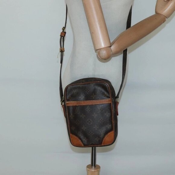 LOUIS VUITTON Monogram Danube Shoulder Bag LV Auth - Picture 14 of 16